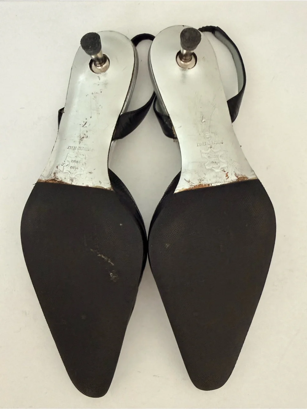 Sigerson Morrison sleek pointed